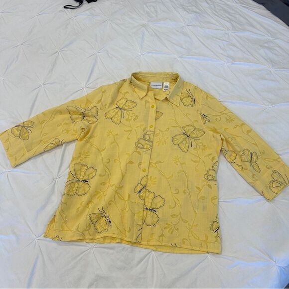 Alfred Dunner Women's Yellow Butterfly Embossed Button Up 3/4 Sleeves Size 14 - Picture 1 of 10